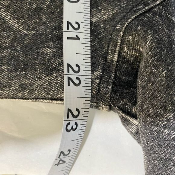 Vintage 80’s 90’s Disneyland parks Typhoon Lagoon acid wash jacket Large USA - Picture 13 of 15